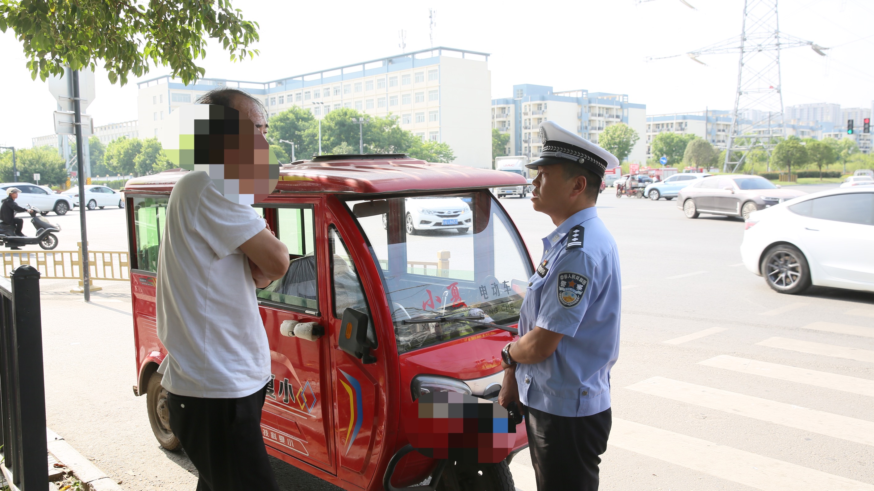 9博体育走马街镇拧紧校车“安全阀”守护师生交通安全